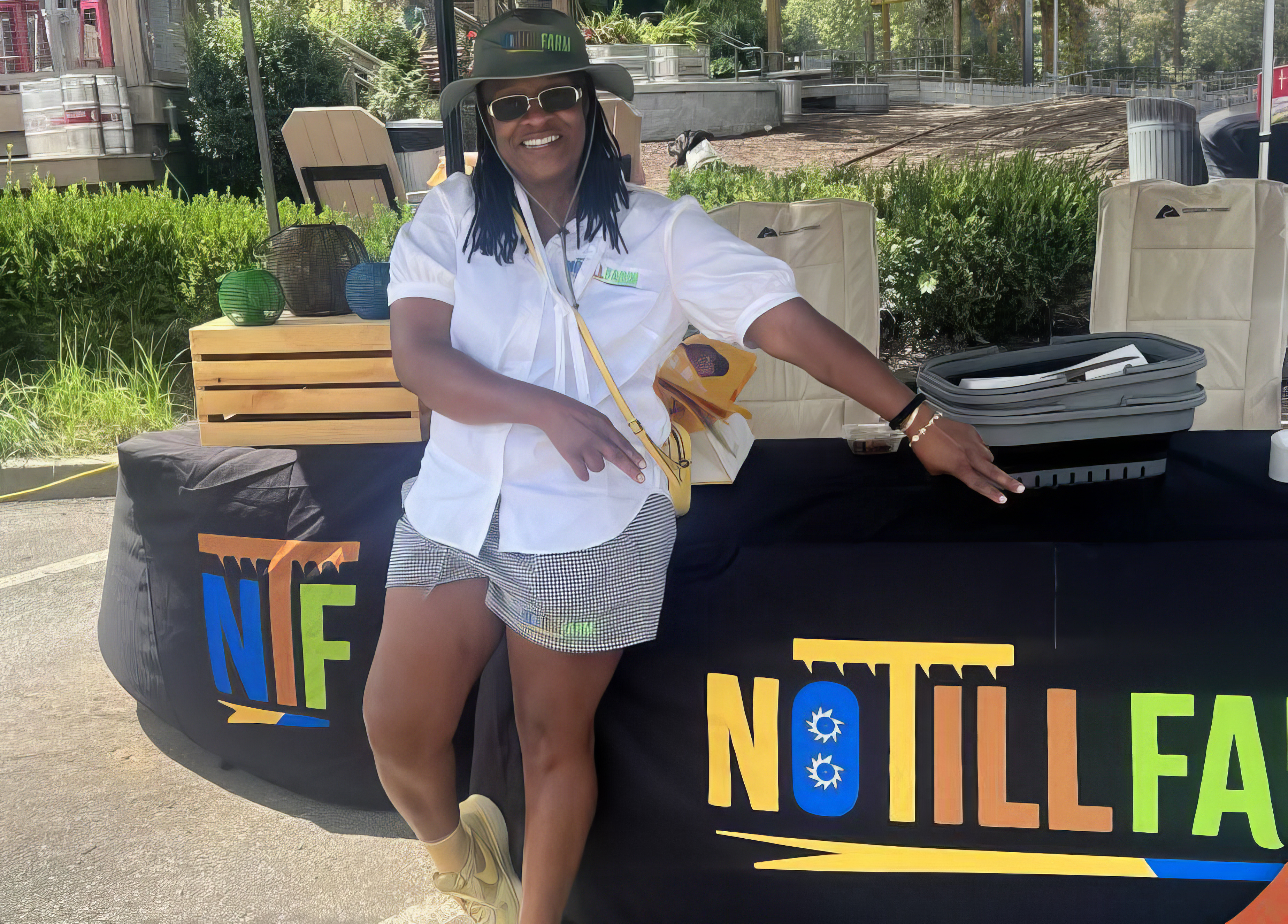 No Till Farm family and farmers market stand